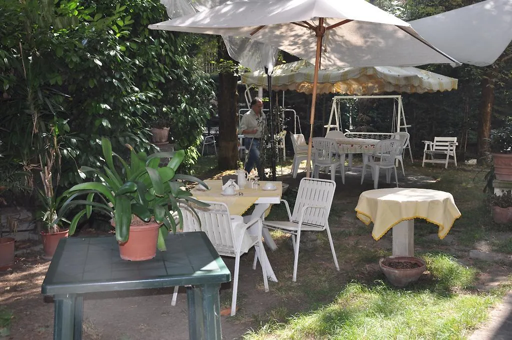 Bed & Breakfast B&B Villa Marsa Bologna Italy
